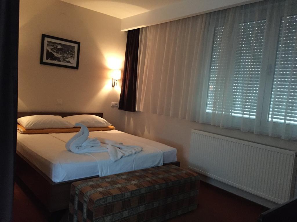 Hotel Oaza Konjic Exteriér fotografie