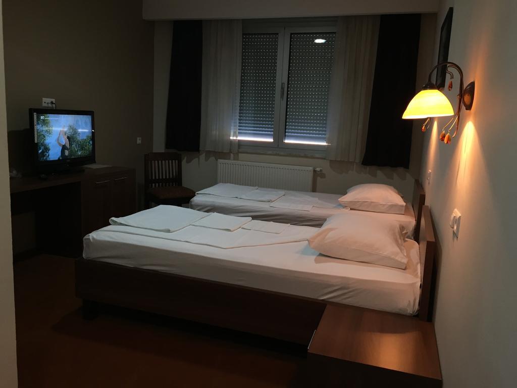 Hotel Oaza Konjic Pokoj fotografie