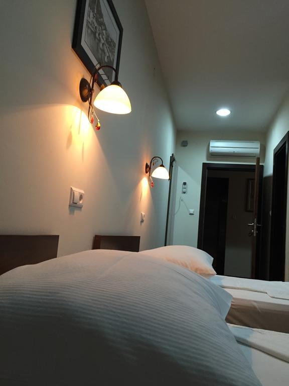 Hotel Oaza Konjic Pokoj fotografie